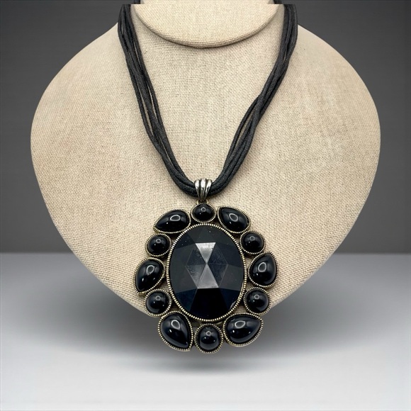Bold Black Acrylic Pendant on Multi Strand Cords Statement Necklace VGC - Picture 6 of 14